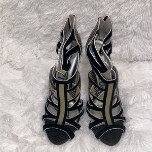 Sam Edelman black and white sandals. Size 10 1/2